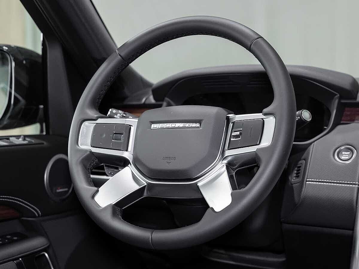 Land Rover Discovery D250 Dynamic SE