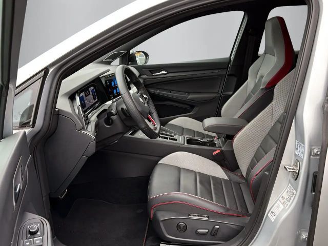 Volkswagen Golf GTI Style