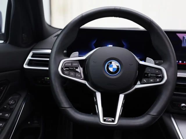 BMW 330 M-Sport Sedan