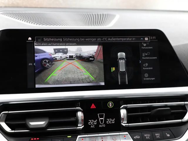 BMW 330 330e Sport Line Touring xDrive