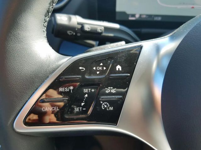 Mercedes-Benz B 200 Progressive Sedan