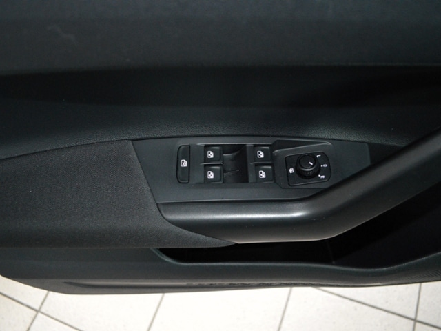 Volkswagen Polo 1.0 MPI