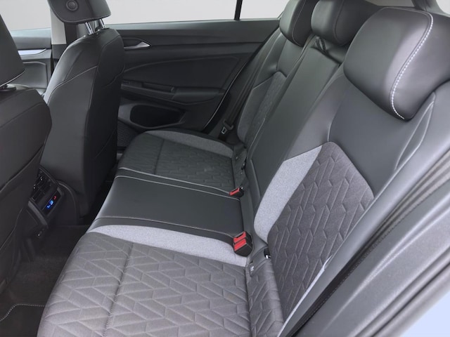 Volkswagen Golf 1.5 TSI