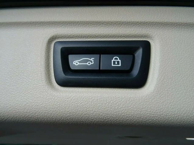 BMW 320 320d Luxury Line Touring xDrive