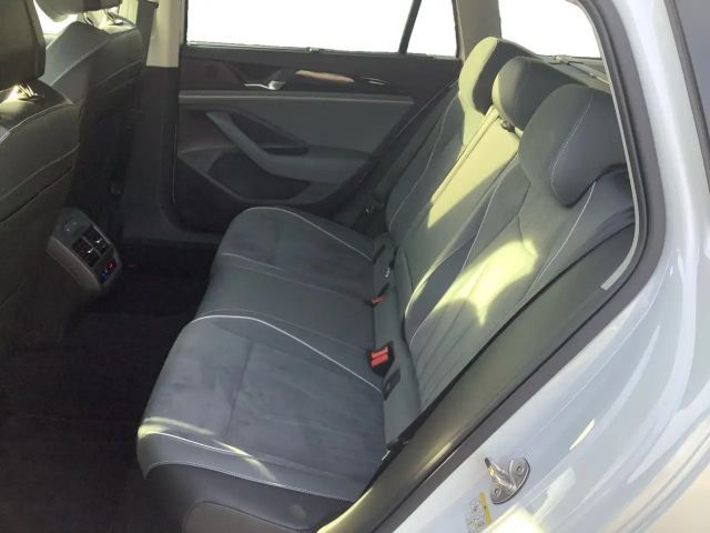 Volkswagen Passat 1.5 TSI Business DSG Variant