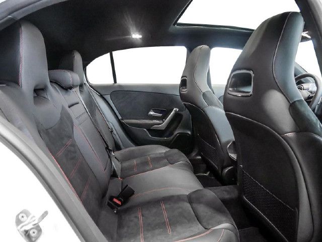 Mercedes-Benz A 200 A 200 d