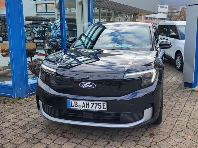 Ford Explorer Premium RWD