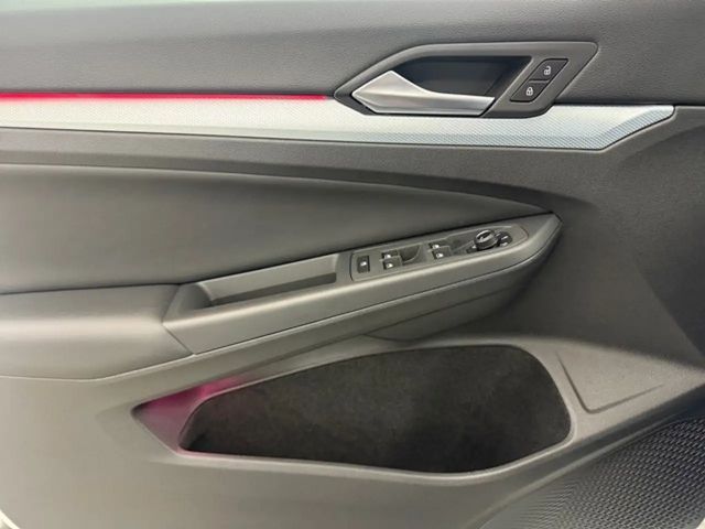 Volkswagen Golf 1.5 eTSI Golf VIII Variant