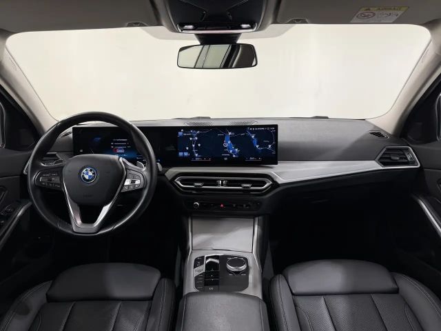 BMW 320 320e Touring