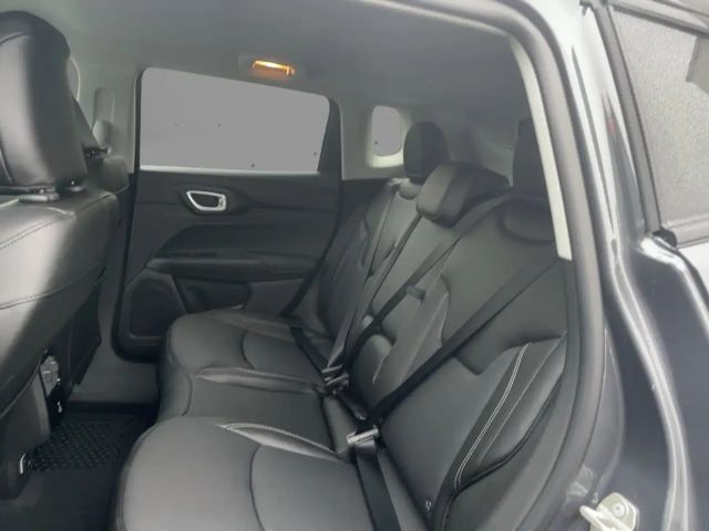 Jeep Compass Altitude Hybrid