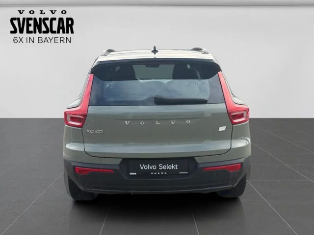 Volvo XC40 AWD Plus Recharge Twin Engine