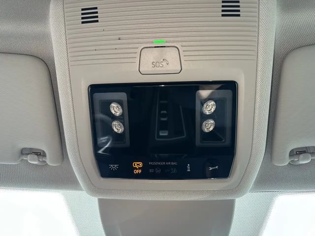 Volkswagen Golf DSG Life Variant