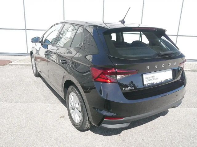 Skoda Fabia Essence 1,0, € 15.490 ,- inkl. Porsche Bank Bon...