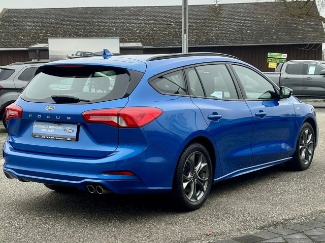 Ford Focus ST Line