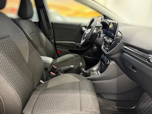 Ford Puma EcoBoost Titanium