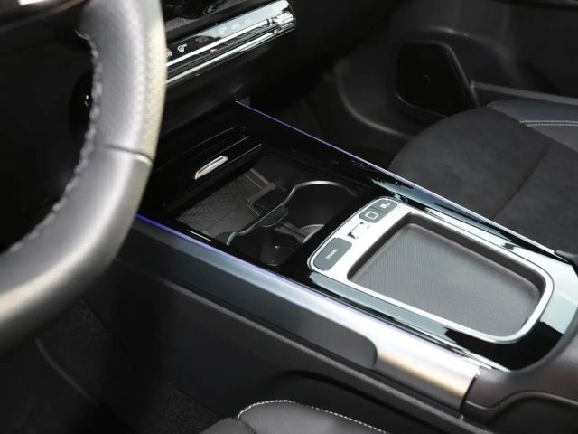 Mercedes-Benz GLB 200 AMG Line