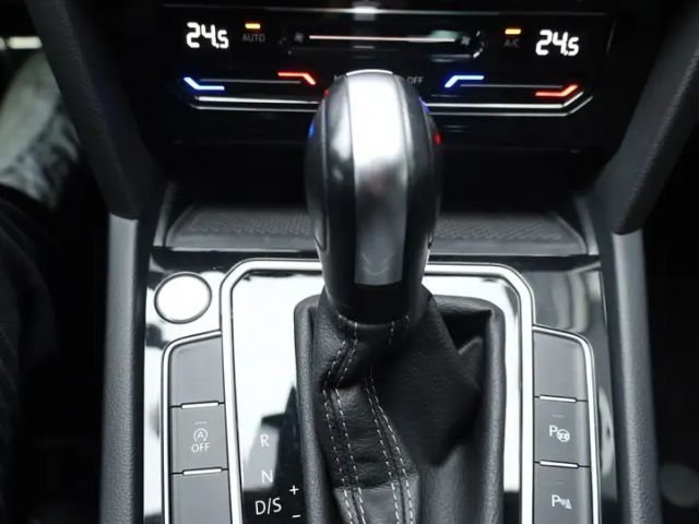 Volkswagen Passat 2.0 TSI R-Line Variant