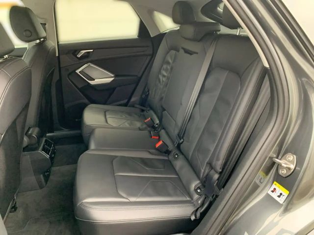 Audi Q3 35 TFSI S-Line