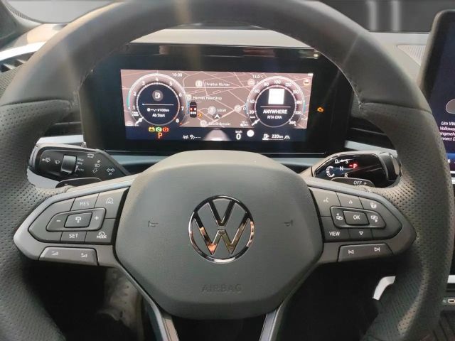 Volkswagen T-Roc 1.5 eTSI DSG IQ.Drive R-Line