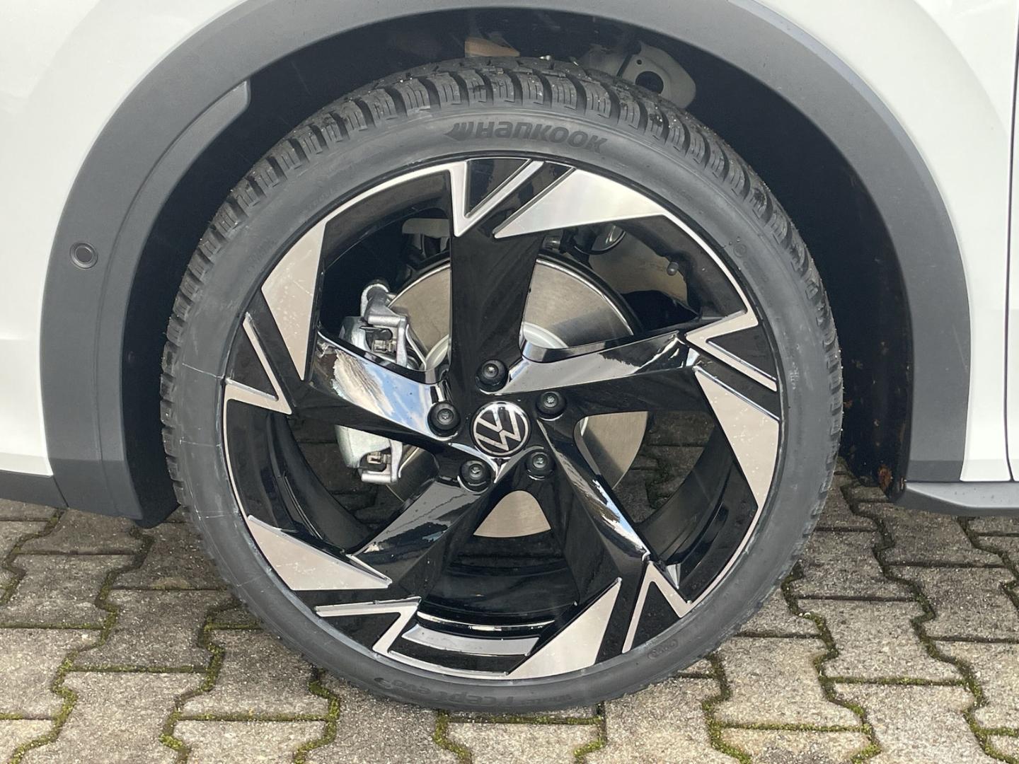 Volkswagen T-Roc 1.5 eTSI DSG R-Line