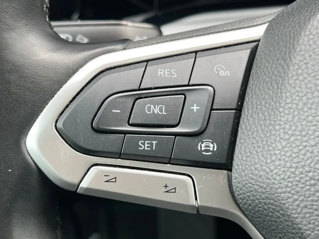 Volkswagen Golf 1.0 TSI Golf VIII