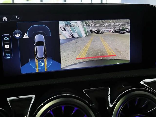 Mercedes-Benz A 220 4MATIC AMG Line