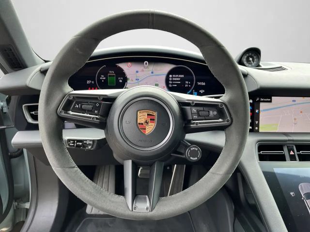 Porsche Taycan 4 Cross Turismo