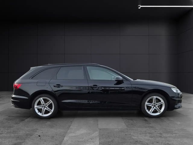 Audi A4 35 TDI Avant S-Tronic