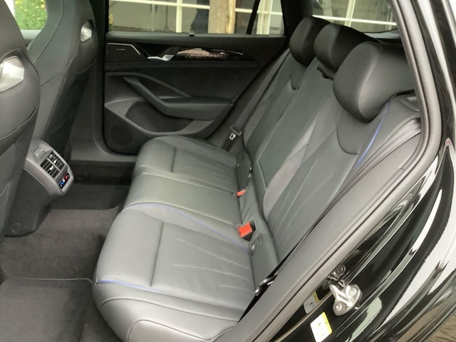 Volkswagen Passat 2.0 TDI DSG R-Line