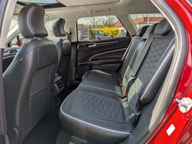 Ford Mondeo Vignale Wagon