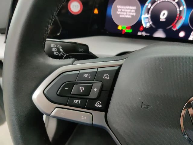 Volkswagen Golf 1.5 eTSI DSG Life