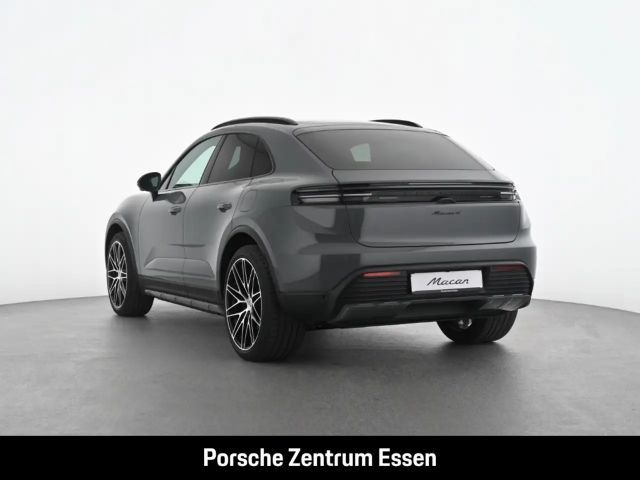 Porsche Macan 4