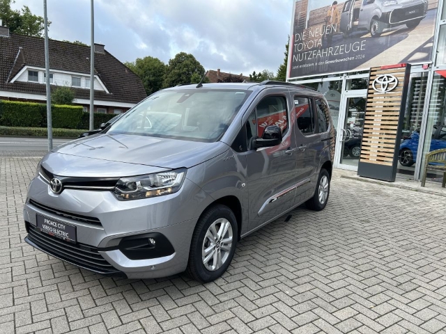 Toyota Proace City EV City Team D