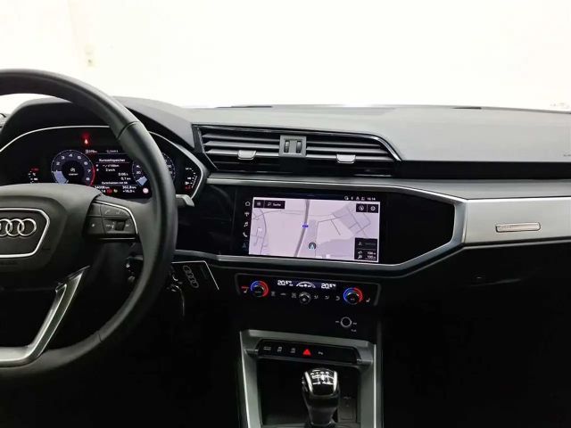 Audi Q3 1.5 TFSI S-Line