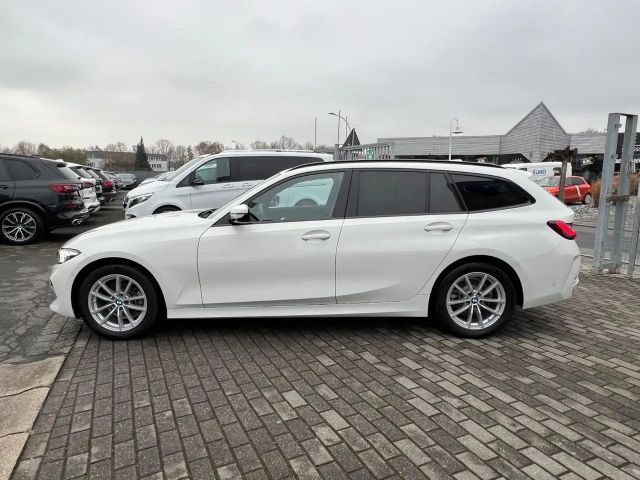 BMW 318 318d Touring