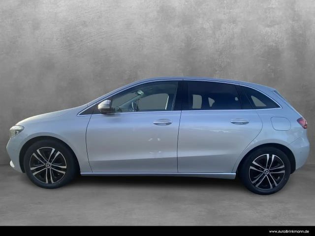 Mercedes-Benz B 200 B 200 d