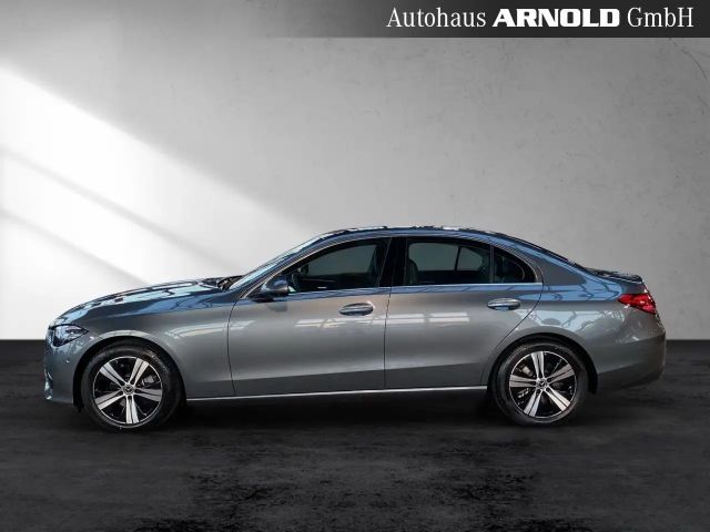 Mercedes-Benz C 180 AVANTGARDE Sedan