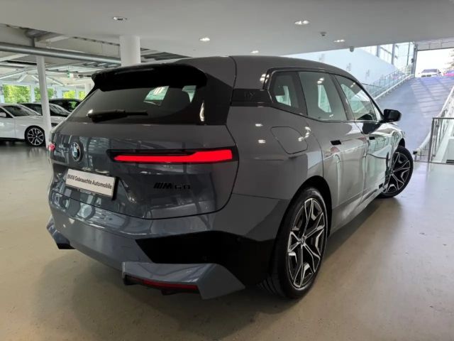 BMW iX M60