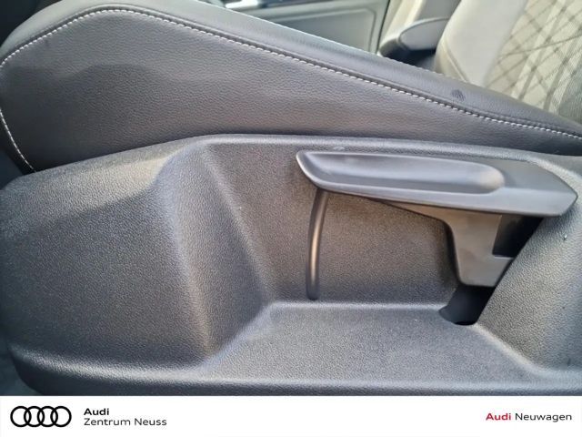 Volkswagen T-Roc 1.5 TSI DSG R-Line