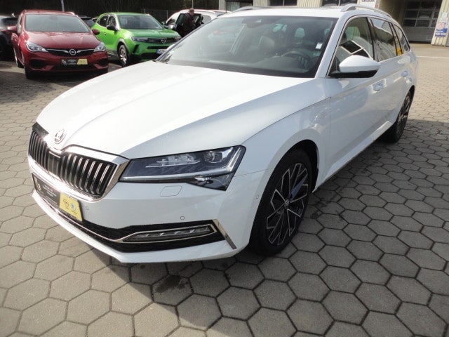 Skoda Superb 2.0 TDI Combi