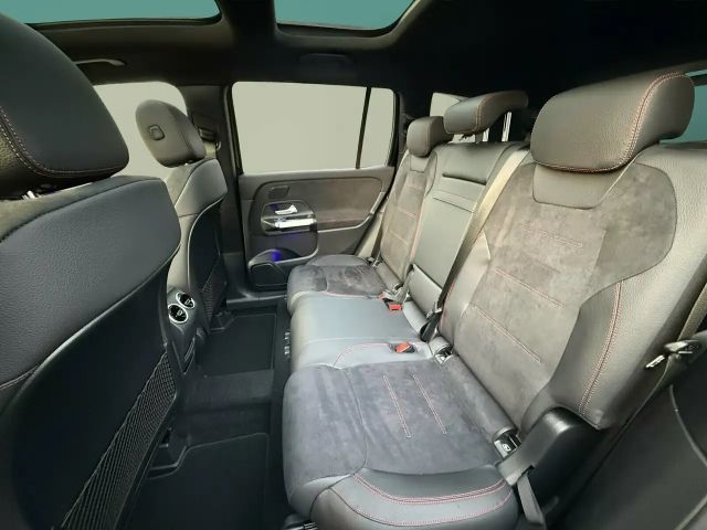 Mercedes-Benz GLB 200 AMG Line