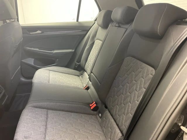 Volkswagen Golf 1.5 TSI Golf VIII Life