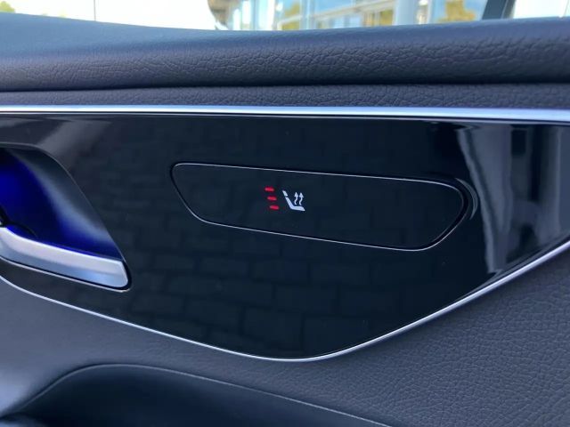 Mercedes-Benz C 180 AVANTGARDE Sedan