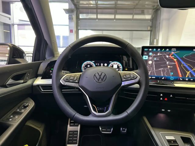 Volkswagen Golf 1.5 eTSI DSG Life