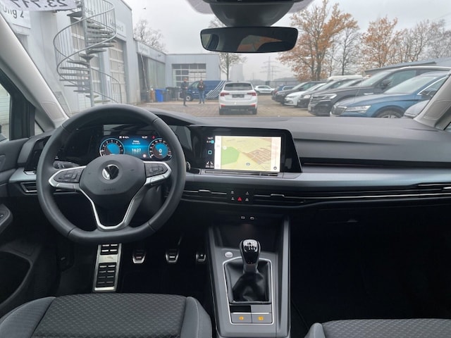 Volkswagen Golf 1.5TSI Active AHK LED+ Nav ACC SHZ PDC RKam