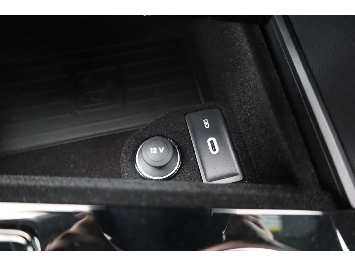 Volkswagen Touareg 3.0 V6 TDI 4Motion R-Line Style