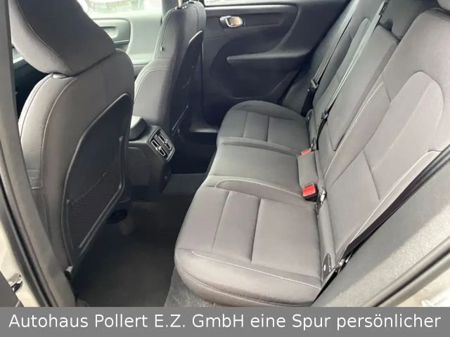 Volvo XC40 Core Recharge