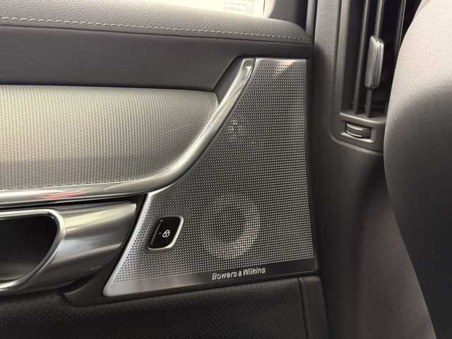 Volvo V90 AWD Dark Plus Recharge T6