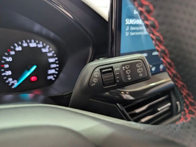 Ford Focus EcoBoost ST Line Wagon