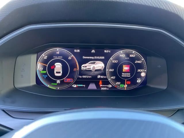 Cupra Leon 1.4 e-Hybrid ST